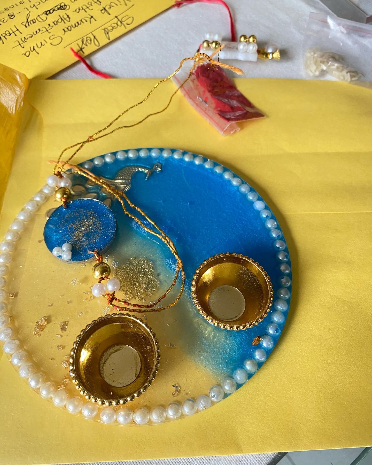 The set arranged on cream cloth